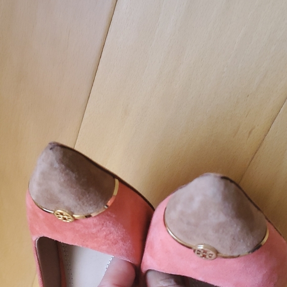 Tory burch sued pumps . Size 7.5 M. Used once . 3.5 heel. - Picture 5 of 5